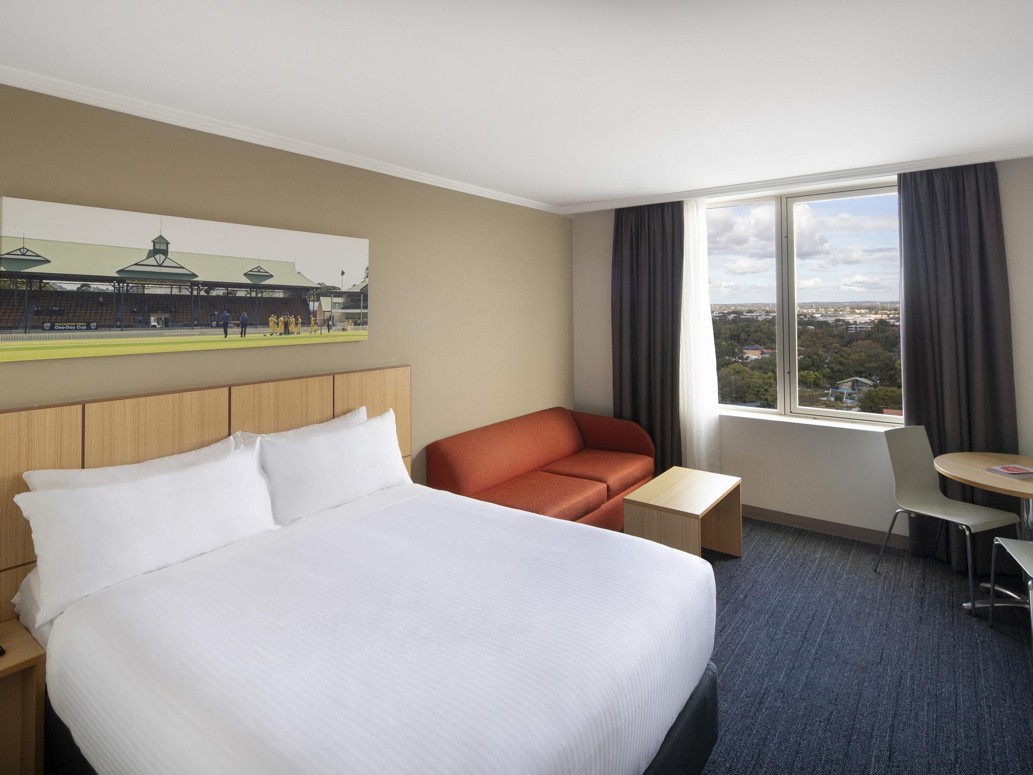Mercure Sydney Bankstown Kültér fotó