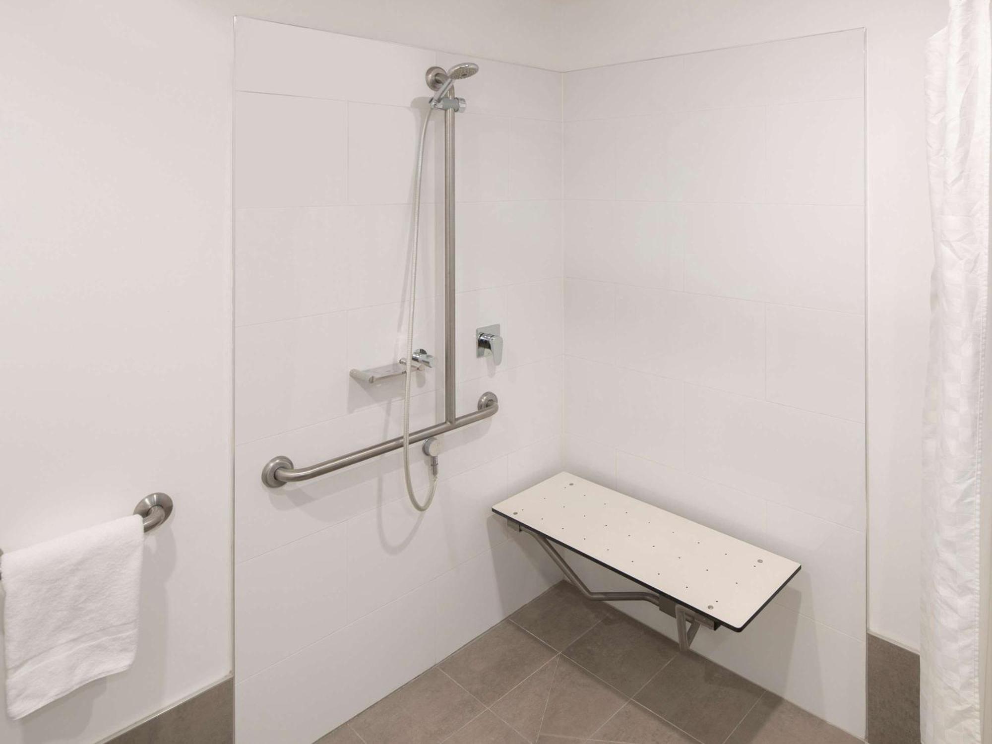 Mercure Sydney Bankstown Kültér fotó
