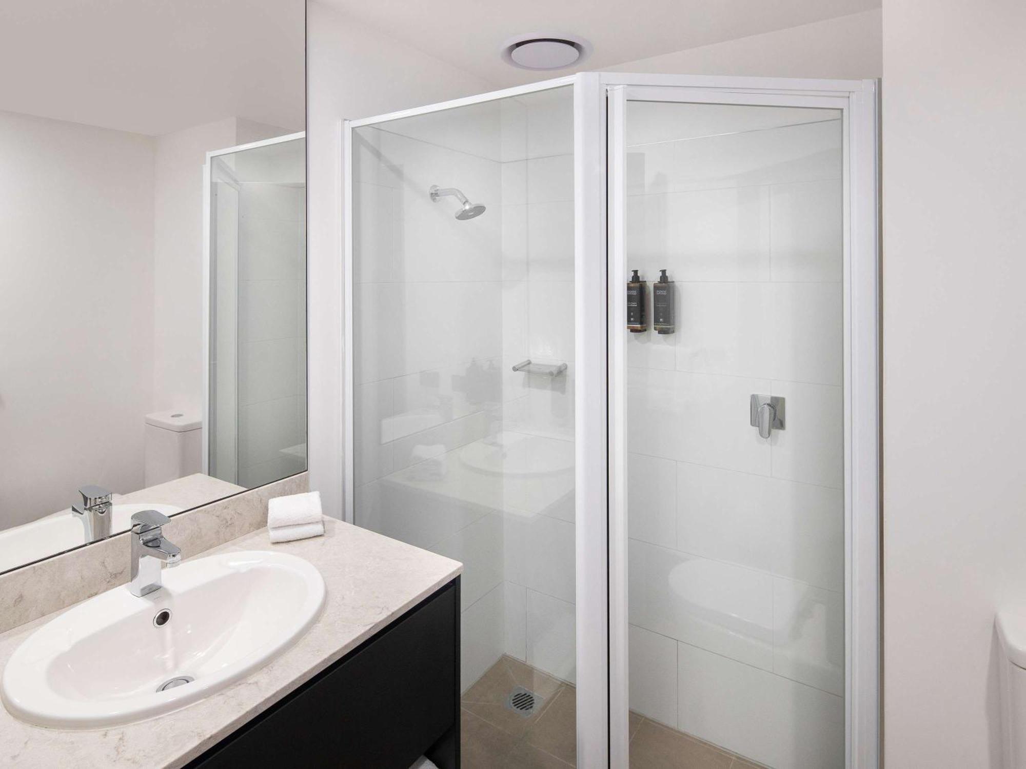Mercure Sydney Bankstown Kültér fotó